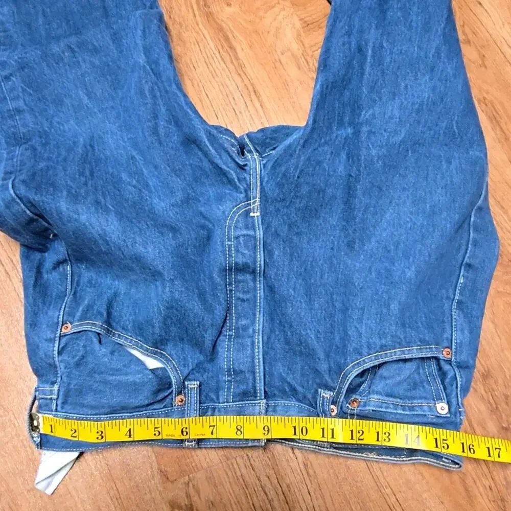 Levi's 501 Mens Jeans Straight Fit Medium Wash Denim 34x34 Classic Blue